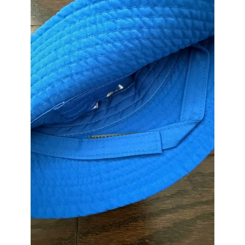 Nike infant bucket